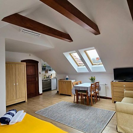 Apartamenty Z Klimatem Устка Екстериор снимка