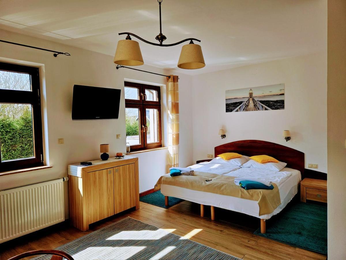 Apartamenty Z Klimatem Устка Екстериор снимка