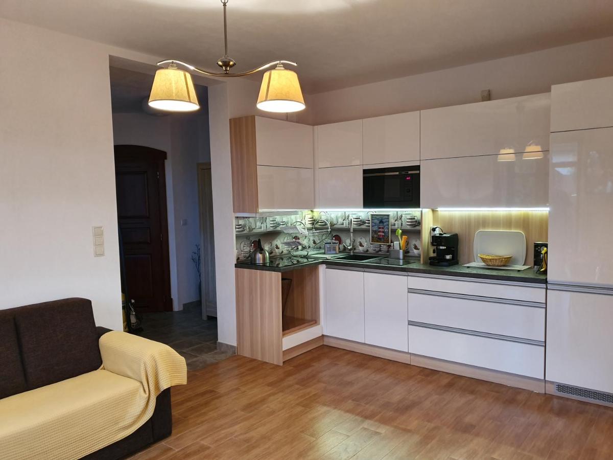 Apartamenty Z Klimatem Устка Екстериор снимка
