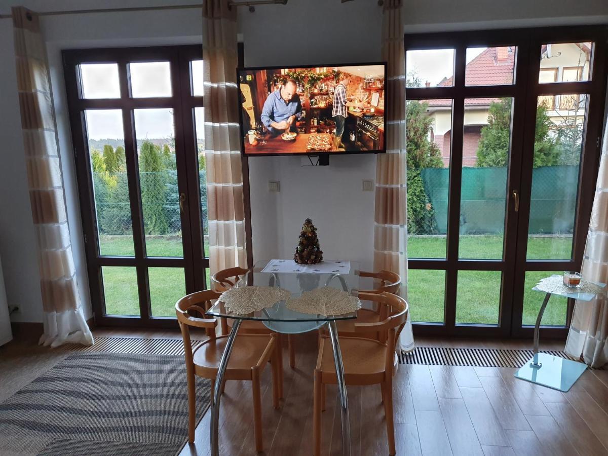 Apartamenty Z Klimatem Устка Екстериор снимка